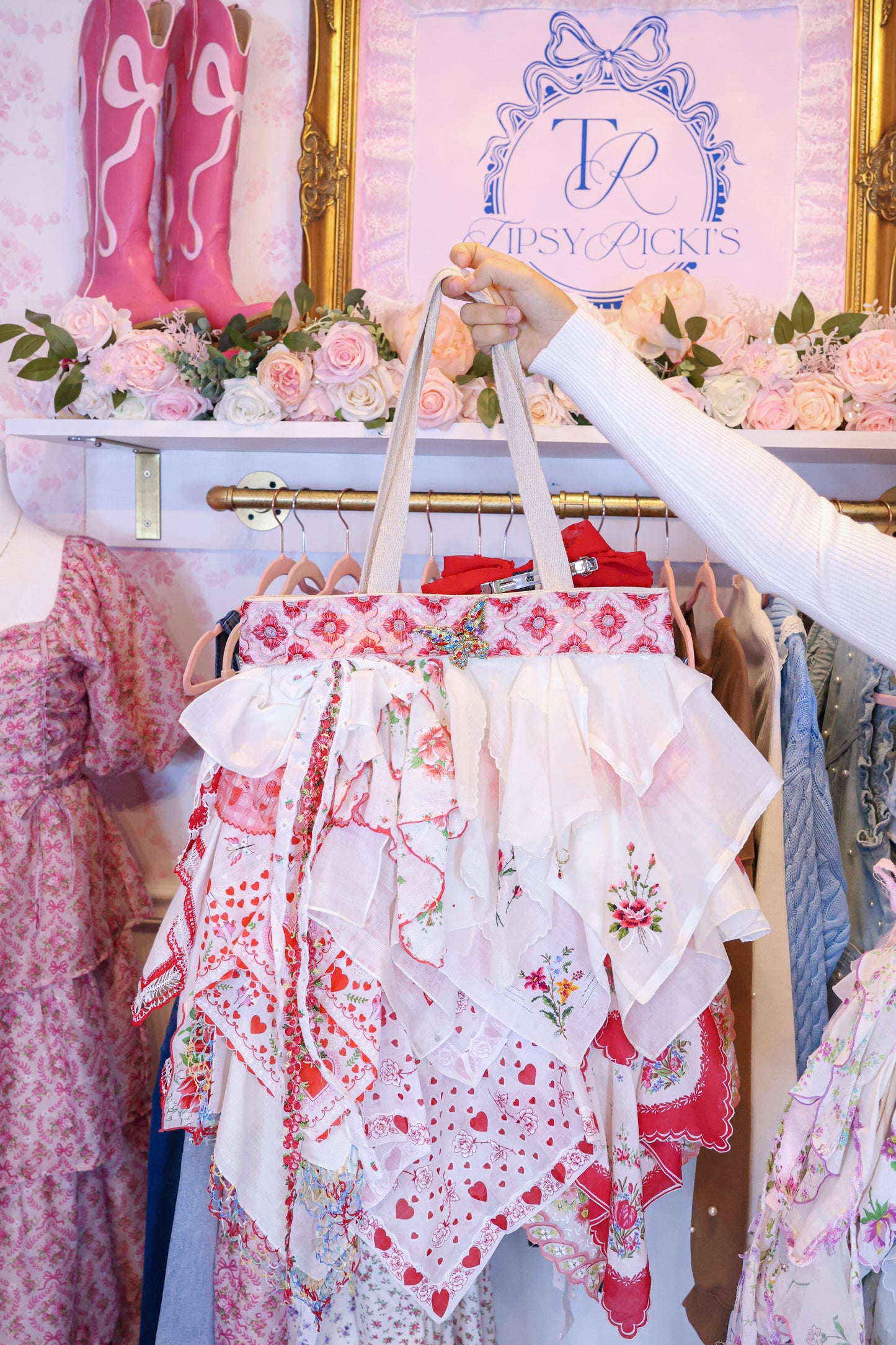 Large Snagbag- Red Floral Multi