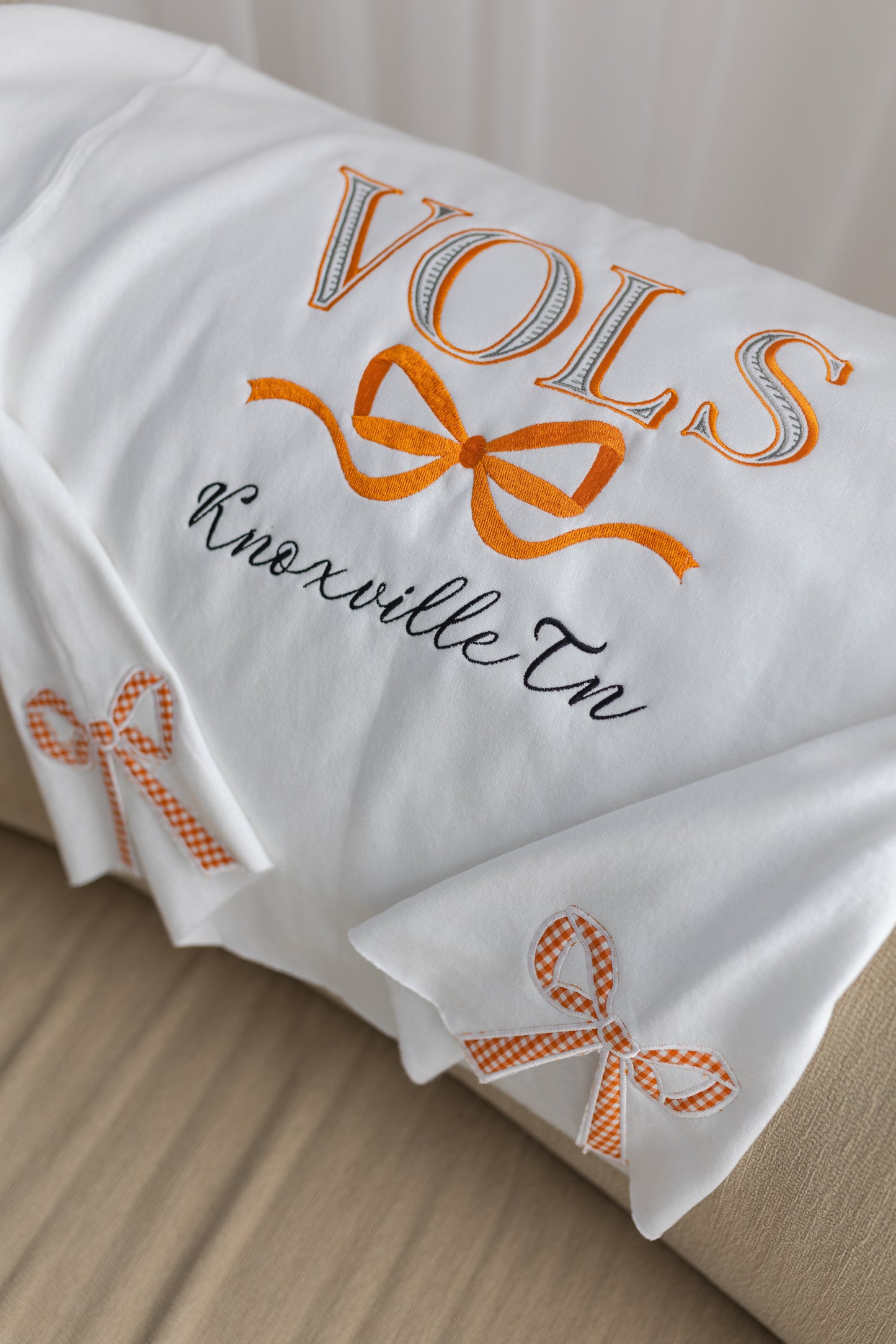 CUSTOM ORDER: Coquette Vols- White