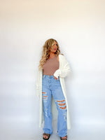 Load image into Gallery viewer, Hallie Popcorn Cardigan- Ivory
