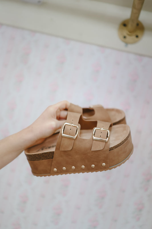 Dakota Platform Sandals - Tan