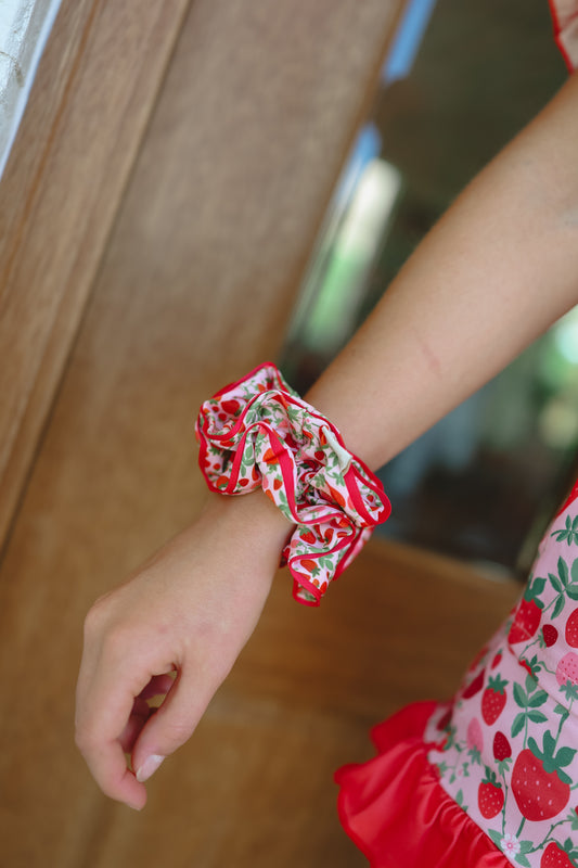 Strawberry Field Scrunchie - Red