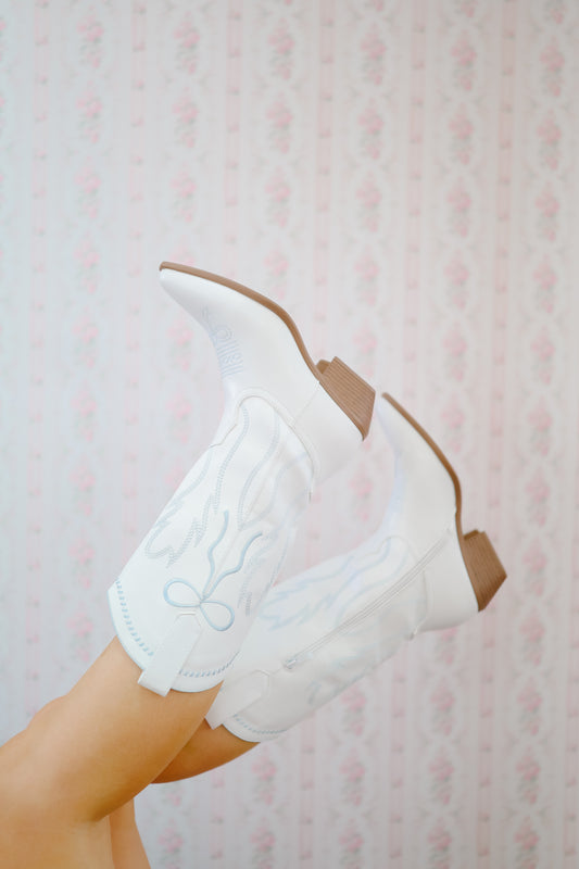 Mae Stitched Bow Cowboy Boots - White/Blue
