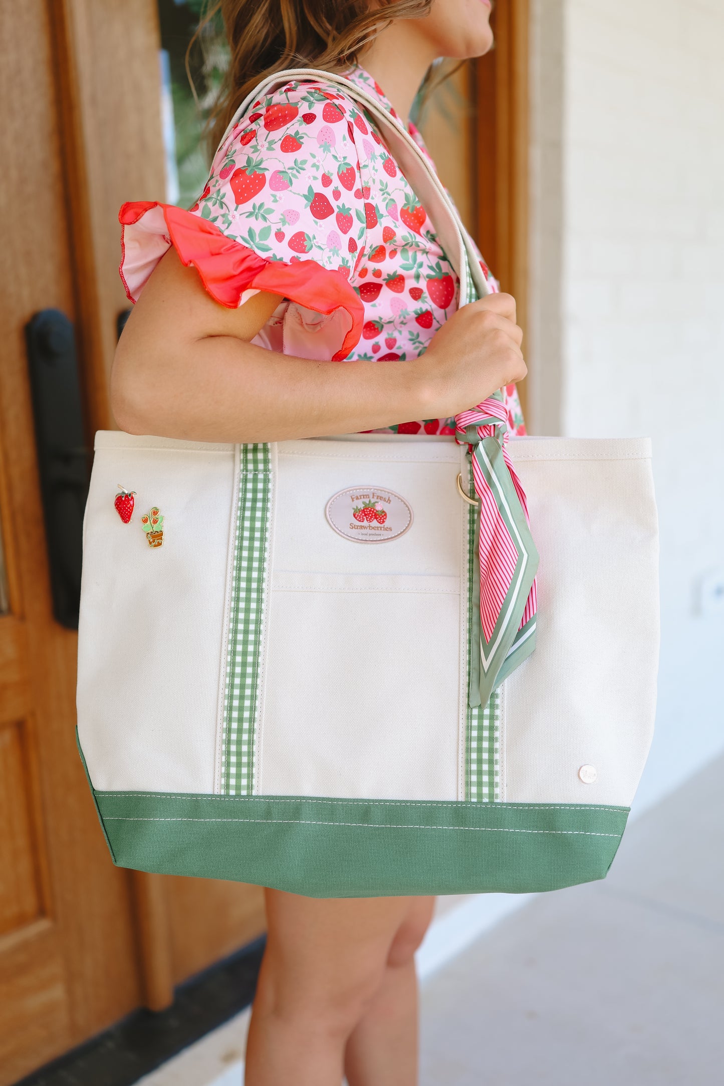 Farm Fresh Strawberry Field Canvas Tote Bag - Cream/Green