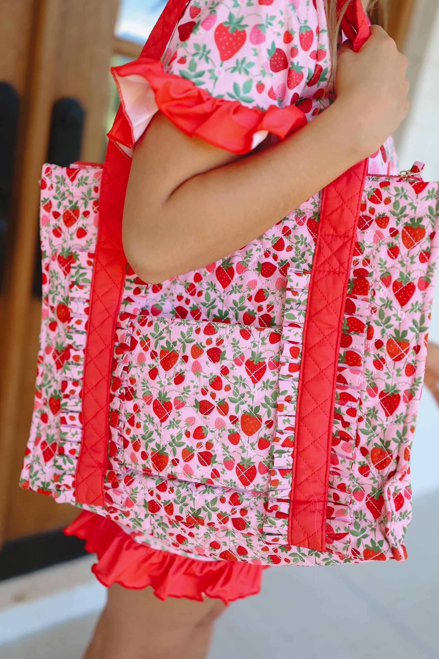 Strawberry Field Quilted Tote Bag - Red