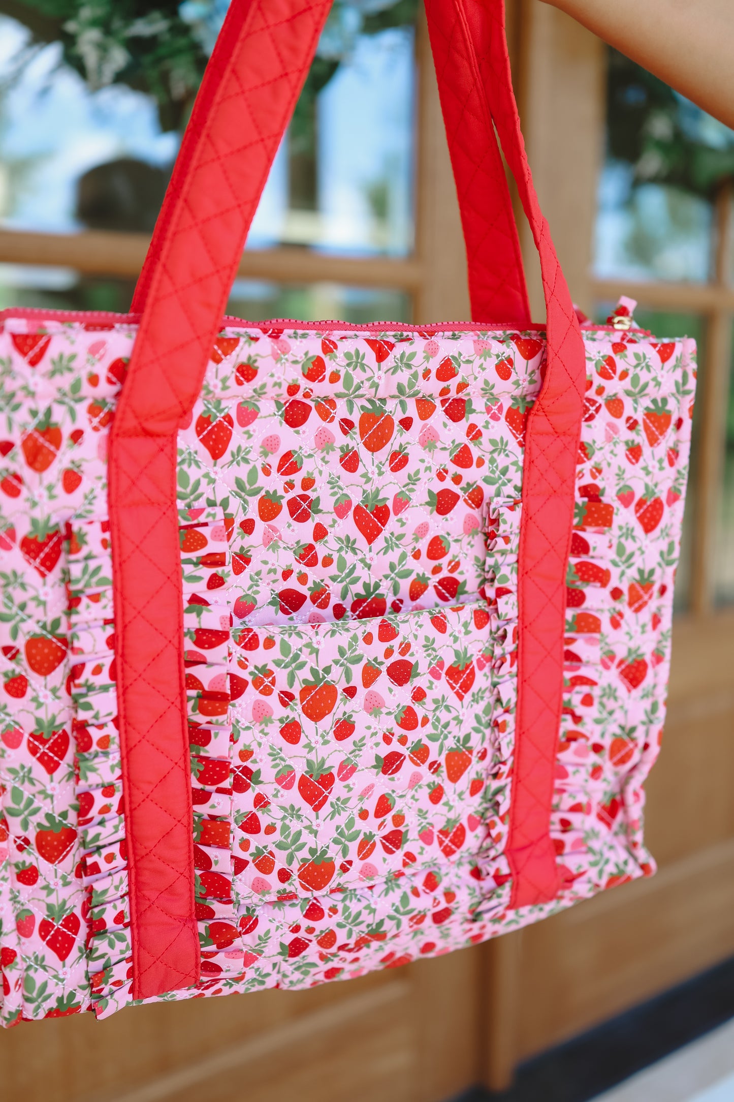 Strawberry Field Quilted Tote Bag - Red