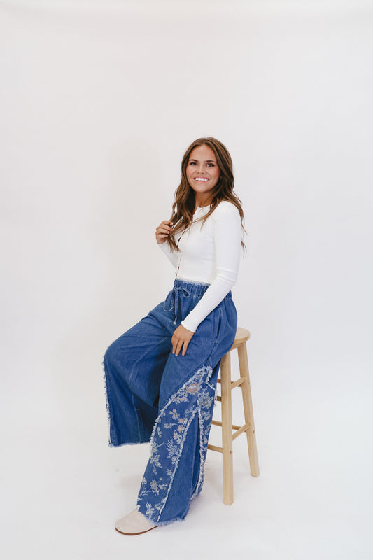 Brinley Floral Washed Denim - Medium Wash