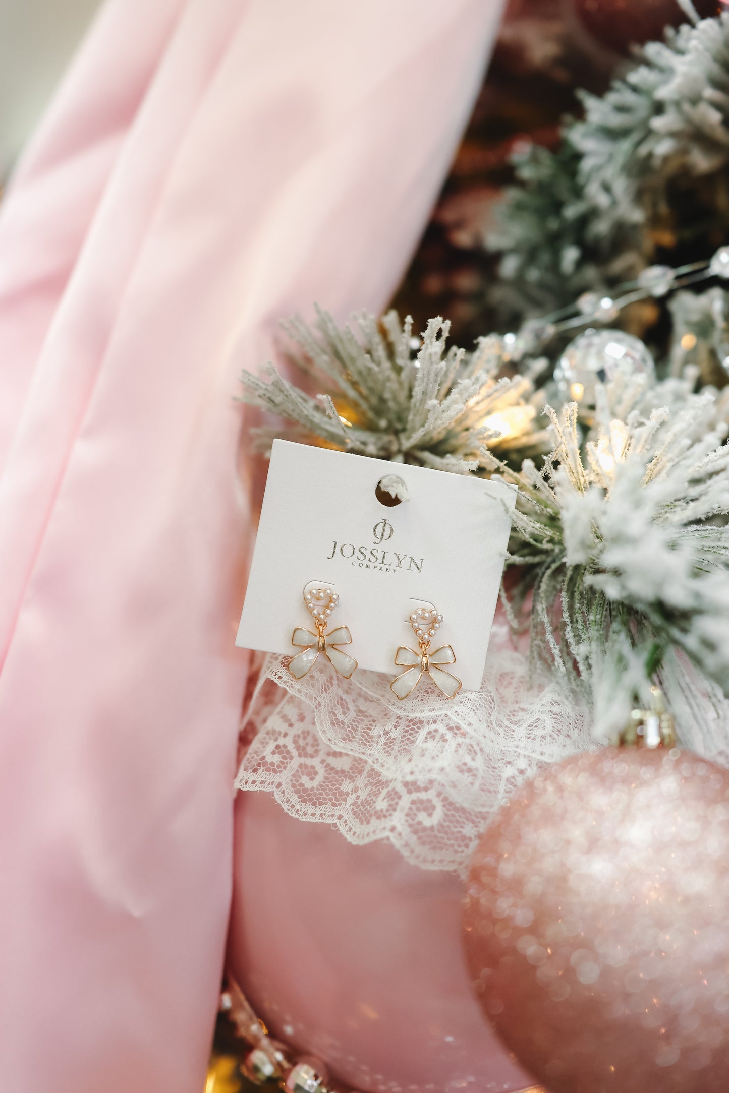 Coquette Christmas Curated Box — Luxe