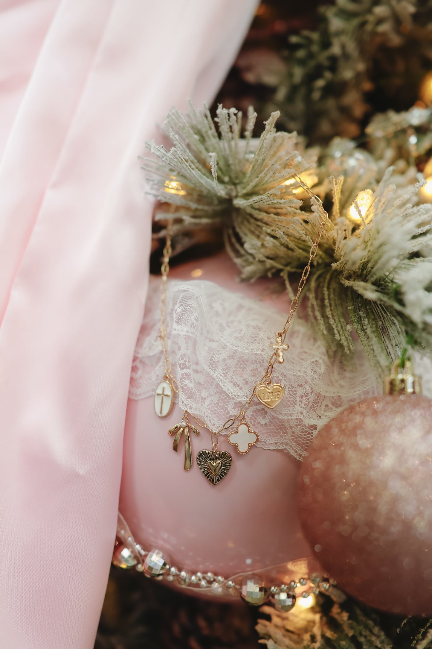 Becky Bow Charm Necklace - Gold