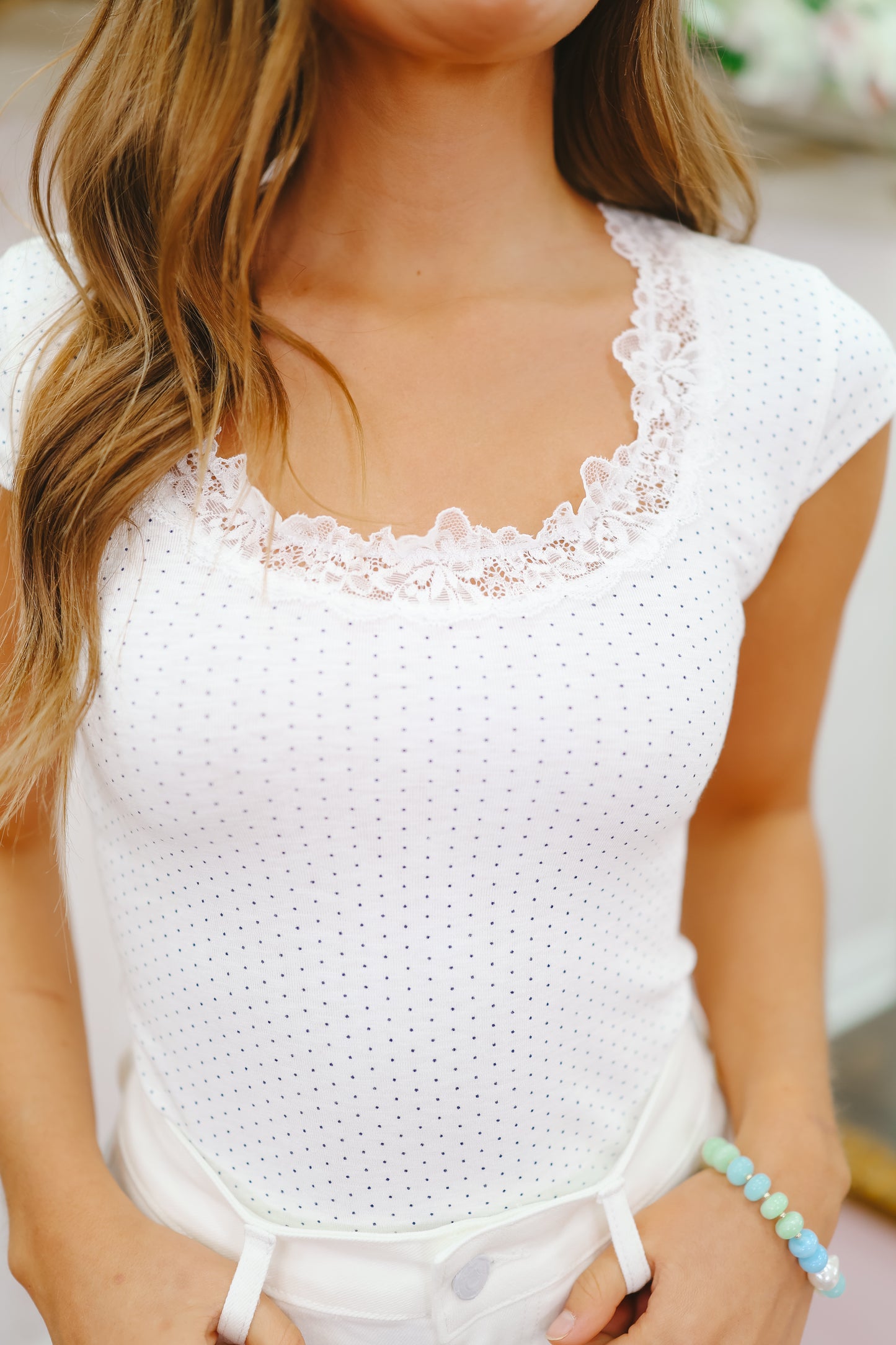 Lissa Scoop Neck Lace Top - Off White/Black