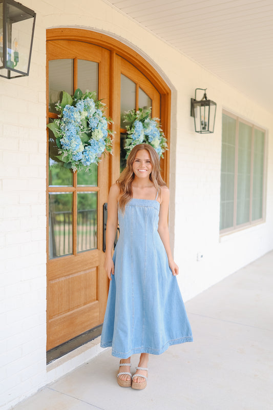 Alyce Denim Midi Dress - Light Wash