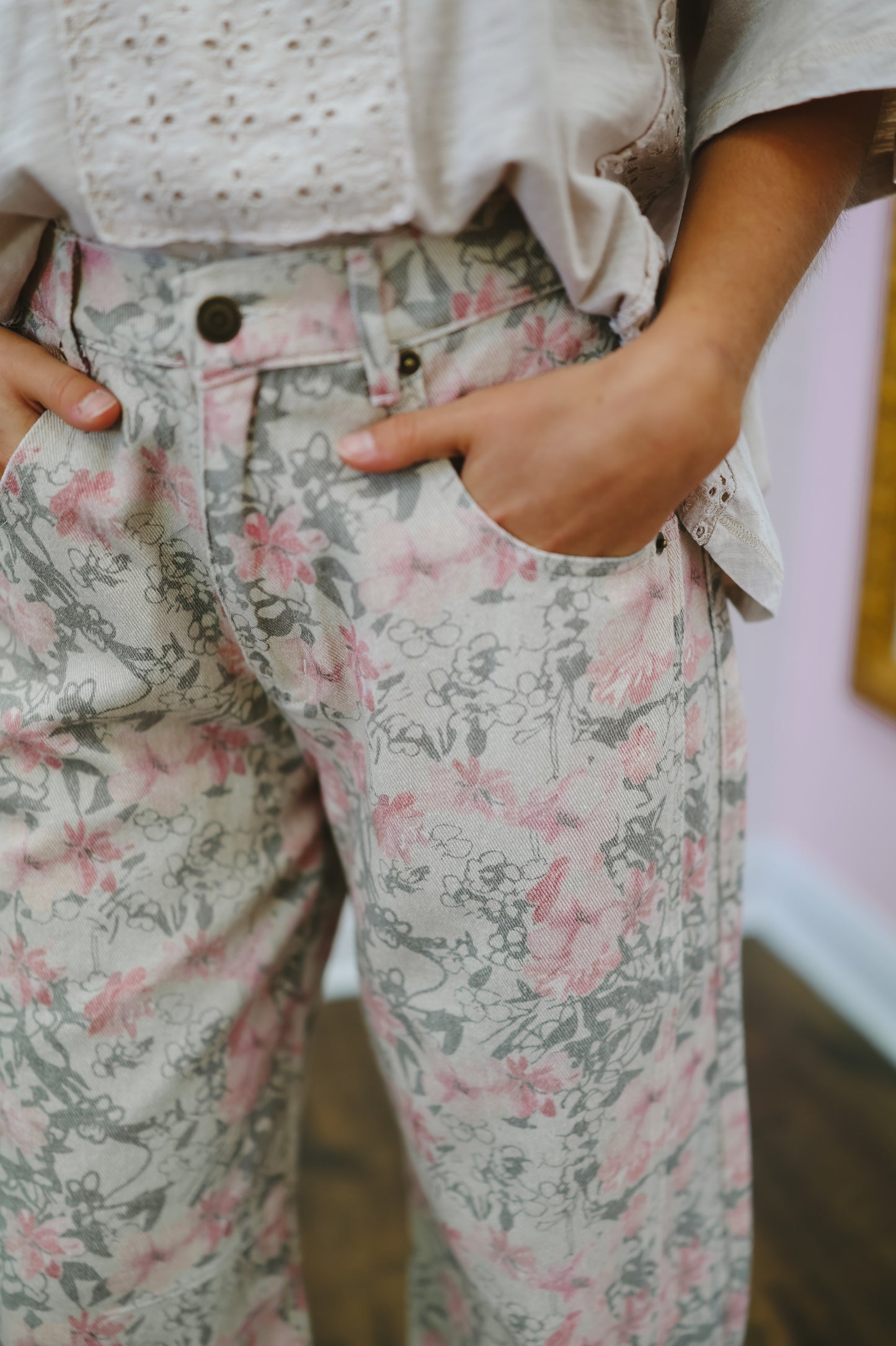 Vera Vintage Floral Print Elastic Waist Barrel Jeans - Pink