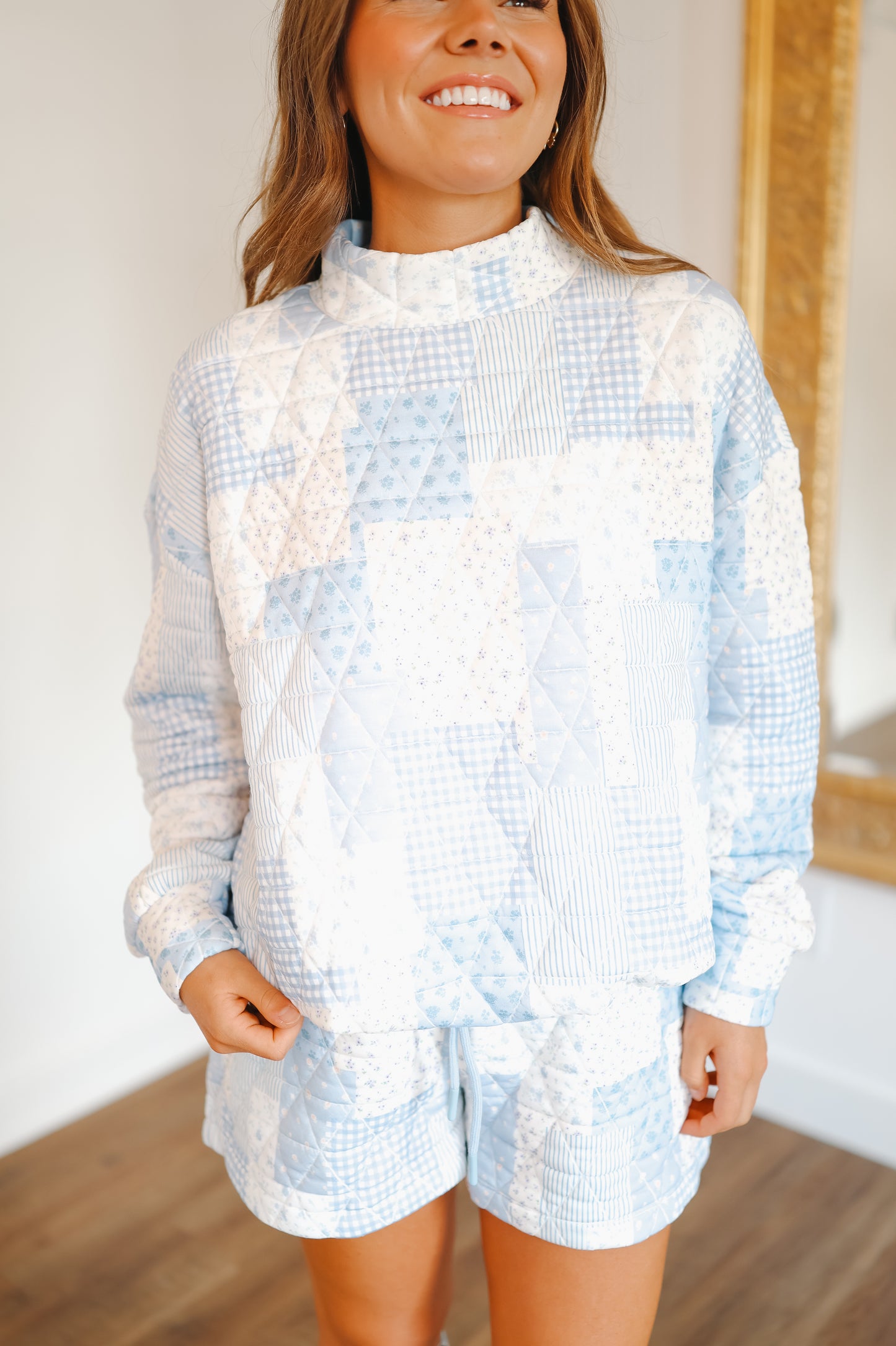Kathleen Patchwork Quilted Mock Neck Short Set - Blue