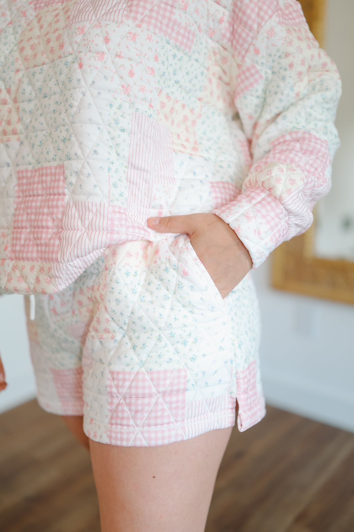 Kathleen Patchwork Quilted Mock Neck Short Set - Pink