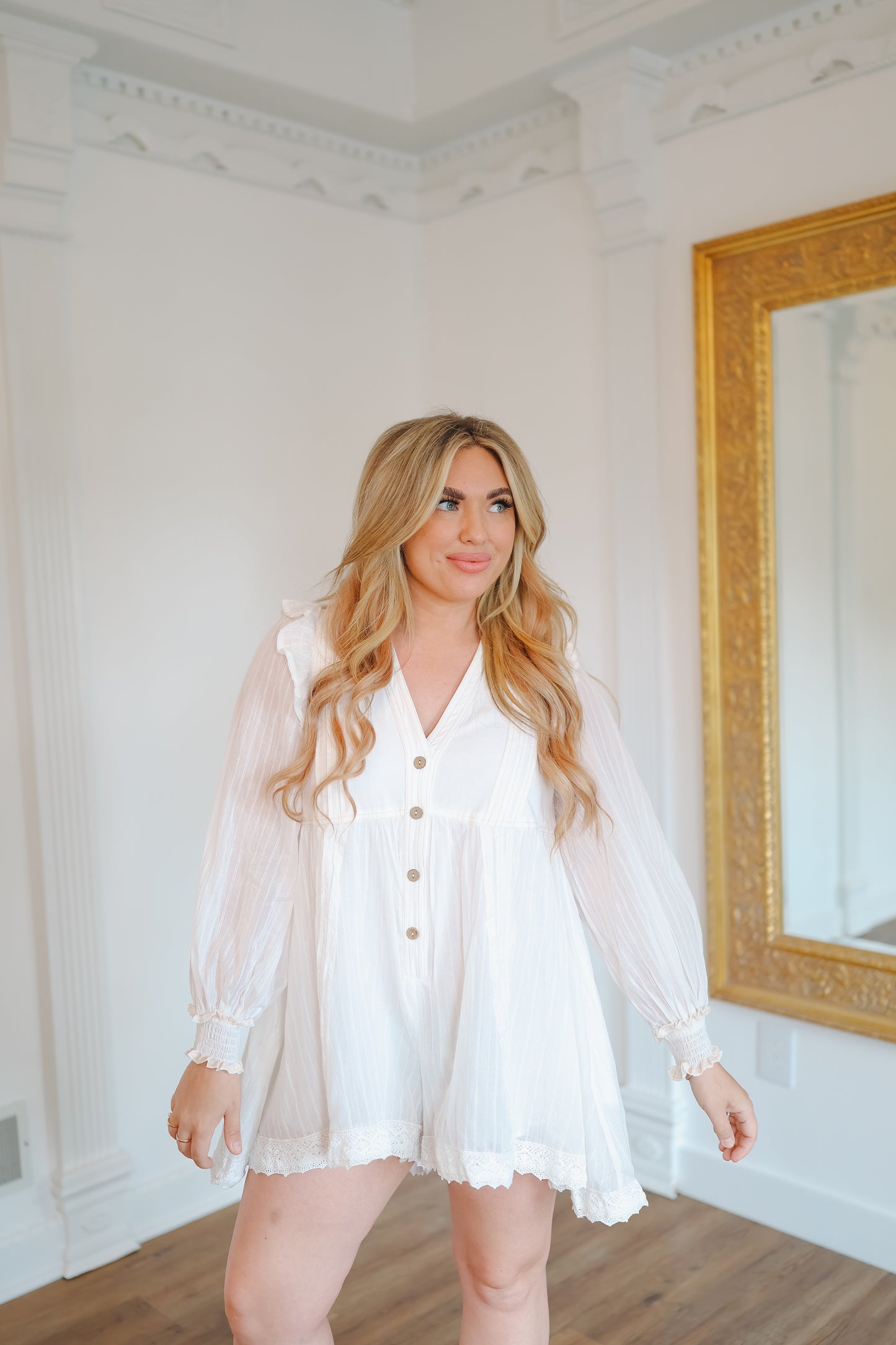 Lane Ruffled Bubble Sleeve Romper - Ivory
