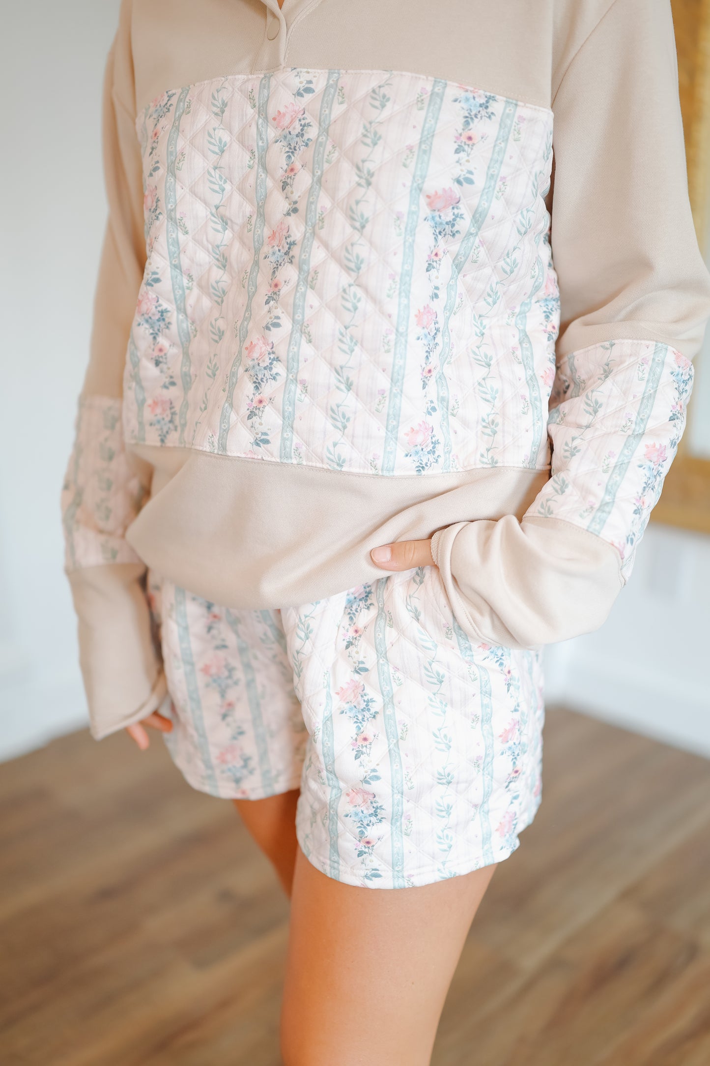 Nina Vintage Floral Quilted Short Set - Tan