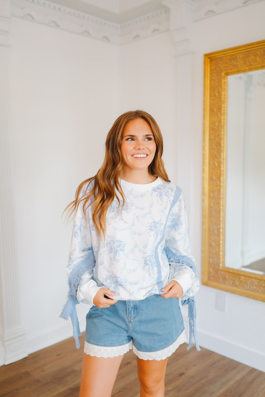 Aviana Vintage Floral Lace Patchwork Pullover - Blue