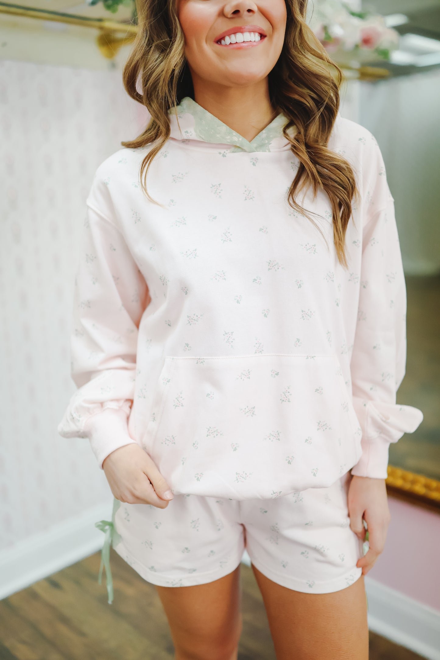 Camie Ditsy Floral Short Set - Light Pink/Sage