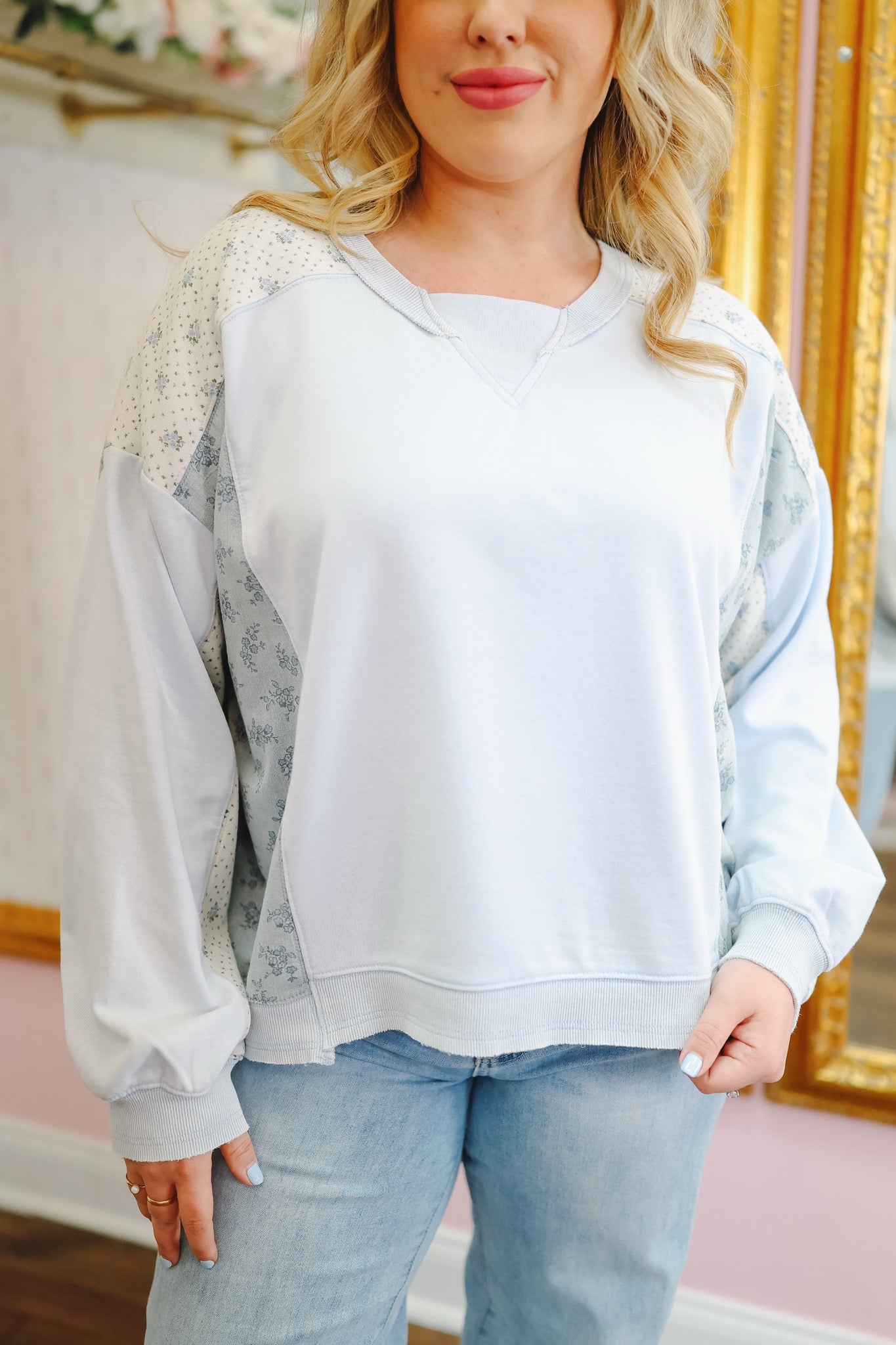 Raya Vintage Patchwork Pullover - Light Blue