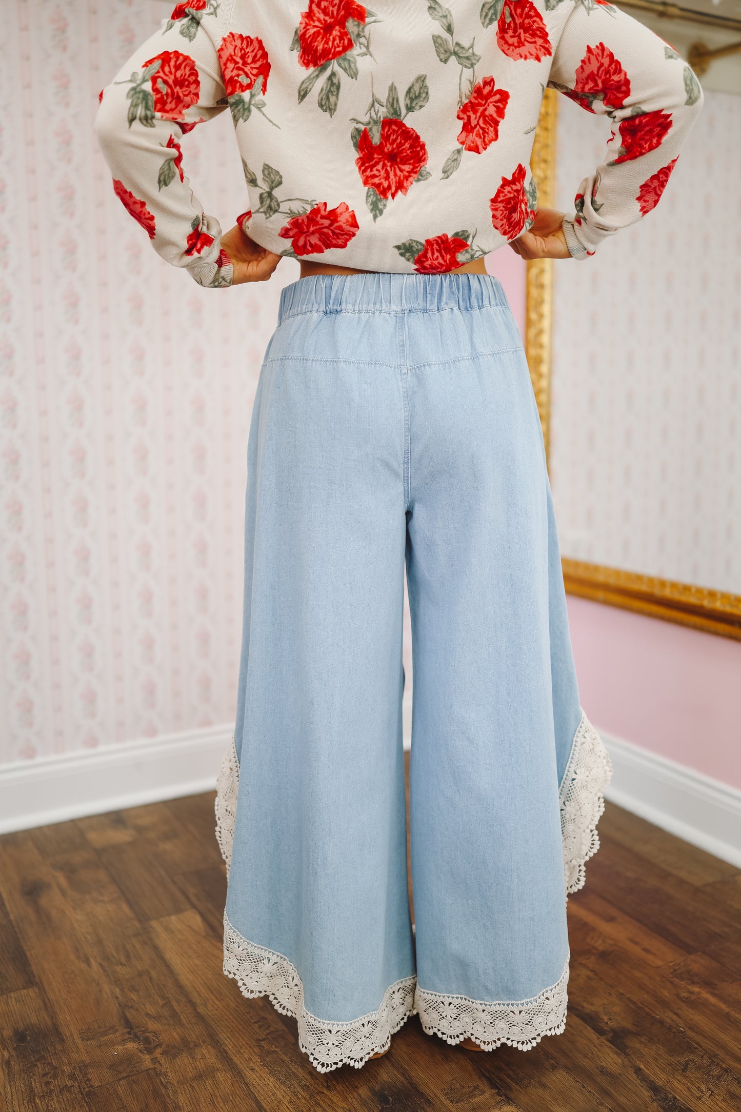 Lena Wide Leg Tulip Hem Crochet Jeans - Light Wash