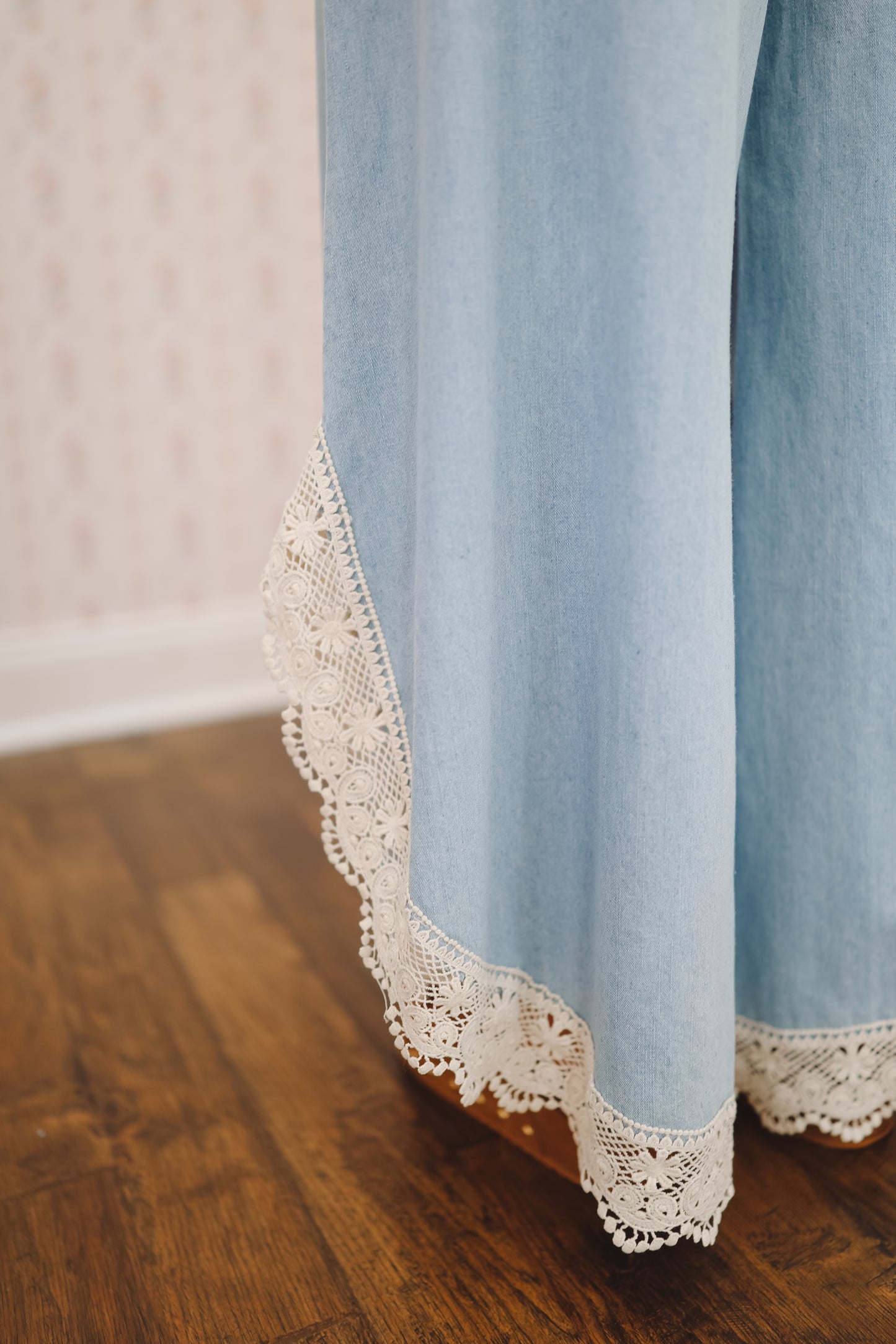 Lena Wide Leg Tulip Hem Crochet Jeans - Light Wash