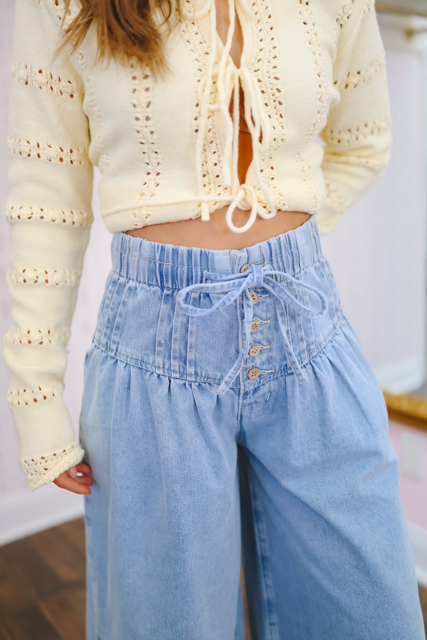 Melanie Button Up Wide Leg Jeans - Light Wash