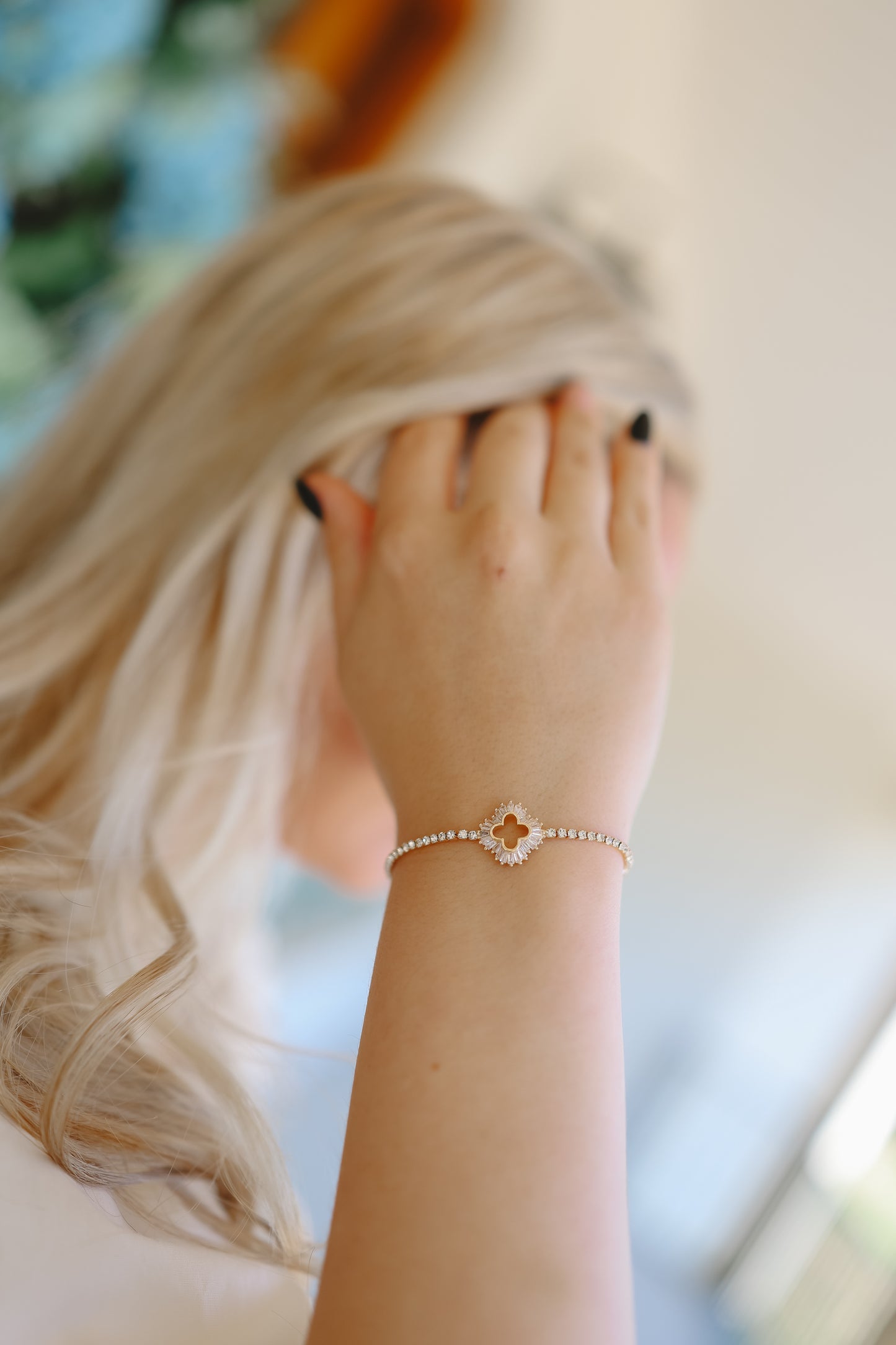 Jada Crystal Clover Bracelet - Gold