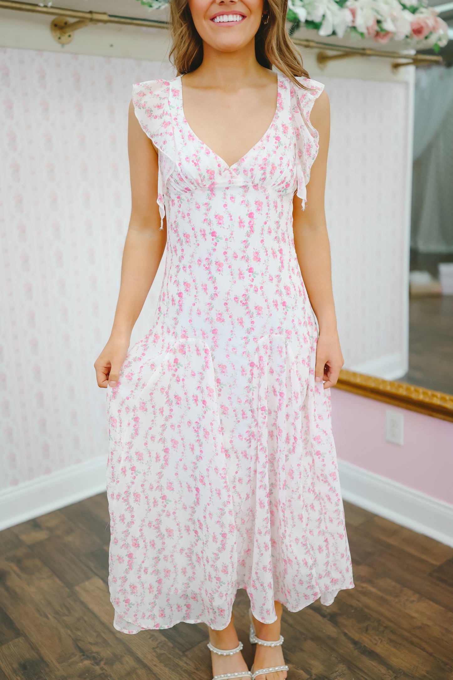 Faith Floral Flutter Sleeve Maxi Dress - Light Pink
