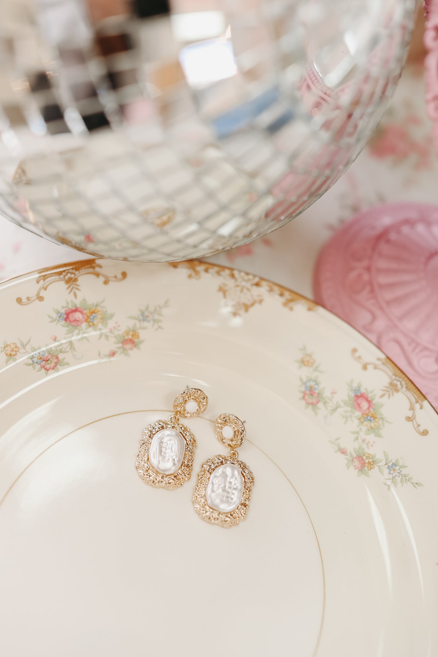 Ruth Hammered Pearl Statement Earrings - Gold