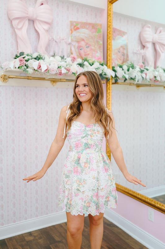 Magnolia Eyelet Floral Mini Dress - Cream Pink
