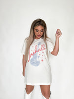 Load image into Gallery viewer, Camille Oversized Graphic Tee- Cream
